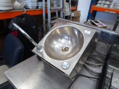 * handwash sink 300w x 300d