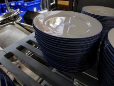 * 20 x white plate with blue rim 20cm