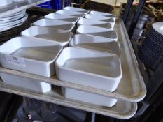 * 24 x white pots - ideal for condements