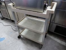 * Rubbermaid 3 tier catering trolly