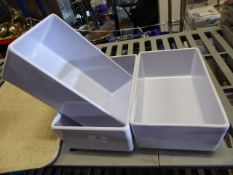 * 3 x toughened plastic square bowls