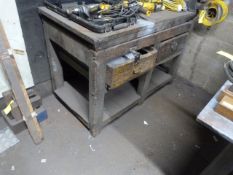 *Wood and Steel Workbench 70x140x95cm with Sheffield 4