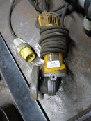 *Dewalt D28113 110v 4.5