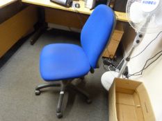 *Blue Gas-Lift Office Chair