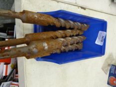*Four Shirt 25mm SDS Drill Bits