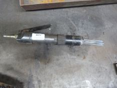 *Pneumatic Needle Gun