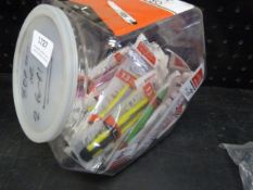 *Box of Snap-off Knives