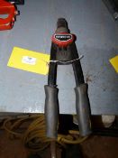 *Newson Pop Rivet Gun