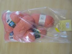 ~400g of Knitting Wool