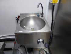 * large good quality knee operated handwash sink 400w x 400d