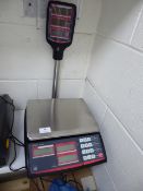 * nearly new UUT scale WSP - digital scale with paperwork