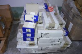*Mixed Pallet of Sosy Lighting, Marshal Tufflex Ca*Mixed Pallet of Sozzi Lighting, Marshal Tufflex C