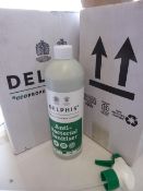 * 17 x anti-bac sanitiser