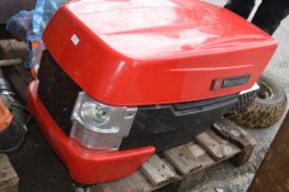 *Westwood Bonnet Cover with Lights