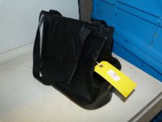 *Suzy Pet Carrier (black) no Cushion