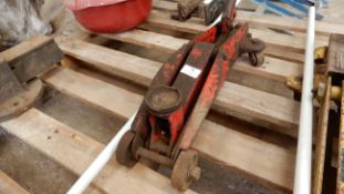 *Hydraulic Trolley Jack