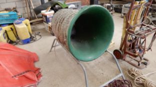 *Christmas Tree Netter