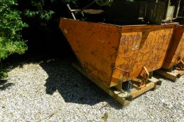 *Forklift Tipping Skip