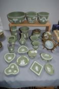 Wedgwood Green Jasperware 21pcs