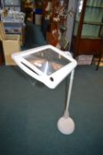 Magnifying Reading Lamp