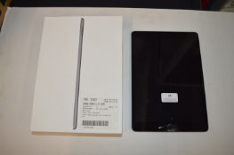 *Apple iPad 32GB 10.2