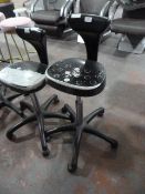 *Stylists Gas-Lift Swivel Chair