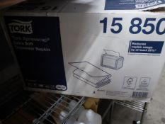 * extra soft dispenser napkins