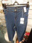 *Evans Blue Crop Denim Jeans Size: 22