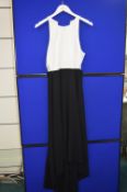 *Alice & Olivier Black & White Dress Size: 4
