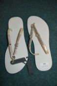 *Havaianas White Flip Flops Size: 41/42