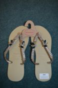 *Havaianas Flip Flops Size: 37/38