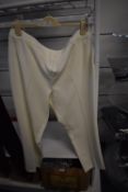 *Wallace Petite White Trousers Size: 18