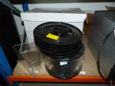 *Circular Six Compartment Plastic Tubs