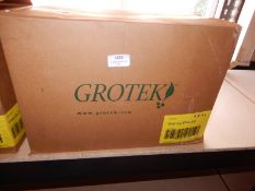 4x 4L of Grotek Vitamax Plus 1-1-2