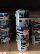 *3x 2.5L of Black Gloss