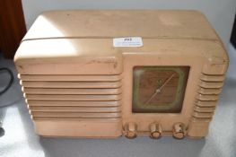 Pilot Little Maestro-1945 Bakelite Radio