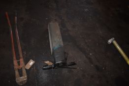 *Pneumatic Hammer Breaker