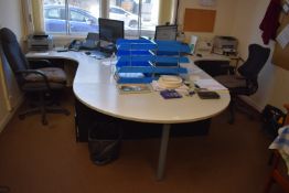 *Two L-Shape Desks with Half Round Table and Gas-L