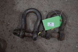 *Pair of 3.75-ton Bow Shackles