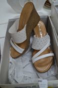 Pair of Sapore Di Mare Italian Ladies Shoes Size:
