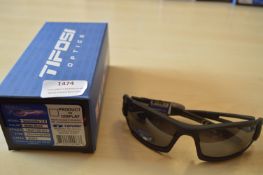 *Tifosi Dolomite 2.0 Matt Black Interchangeable Cycling Glasses with Box, Case, and 2 Lenses