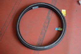 *Pair of Schwalbe 700x38c Tyres
