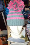 *Bobble Hat in Grey and Pink