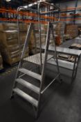 *Set of TB Davis Class 1 Industrial Warehouse Steps