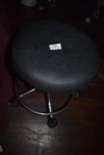 *Gas-Lift Beauticians Stool