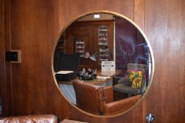 *Circular Gilt Framed Bevelled Edge Mirror