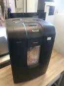 * Rexel RSx1834 shredder