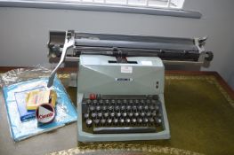 Vintage Olivetti No.82 Typewriter