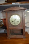 Vintage Oak Cased mantel Clock (AF)