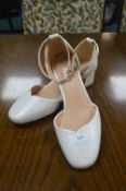 *Wallis Sparkly White Shoes Size: 5